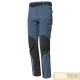 Pantalone estivo in leggerissimo tessuto softshell con contrasti in simil cordura fornito di 6 tasche, più una tasca porta cell