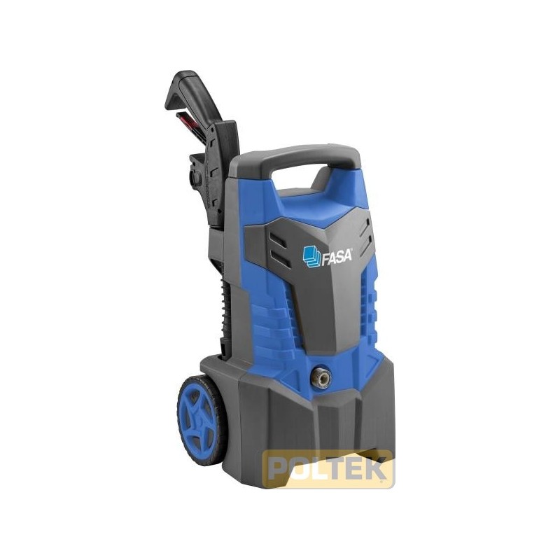 Compatta idropulitrice ad acqua fredda facilmente trasportabile grazie al peso ridotto, alla comoda impugnatura e alle ruote pos