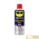 Lo Sgrassante Efficacia Immediata WD-40 Specialist®, con la sua formula a base di solvente, rimuove rapidamente grasso, olio e